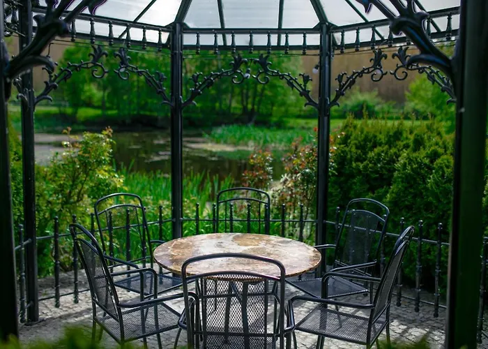 Dom Mazura 农家乐 *